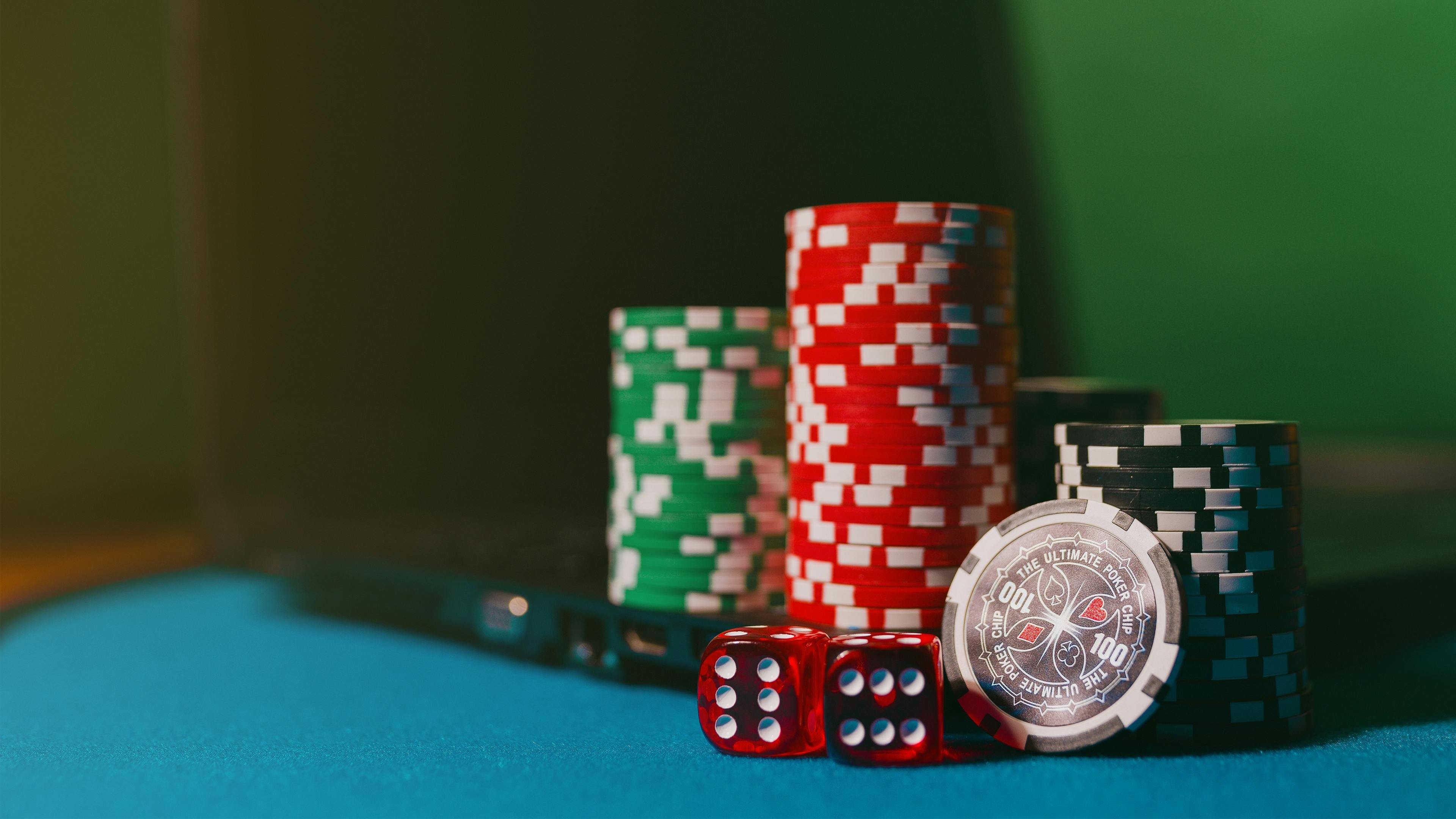 shwecasino apk Slots နှင့် ငါးပစ်ဂိမ်း game selection interface
